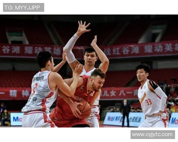 翟晓川送上祝福朱彦西退役快乐北京双子星将继续闪耀篮球舞台